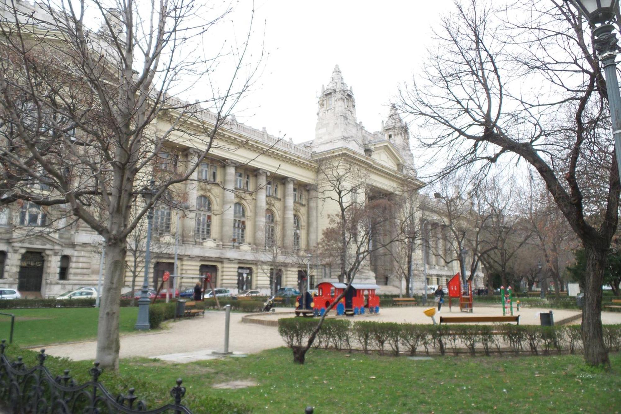 Orange Pearl Apartment 3 Rooms With Panorama Next To Danube Budapest Exterior photo